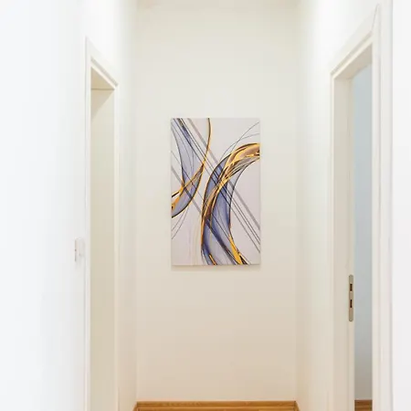 Apartment Blue High End Apts By Eluxory