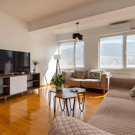 Blue High End Apts By Eluxory * Skopje