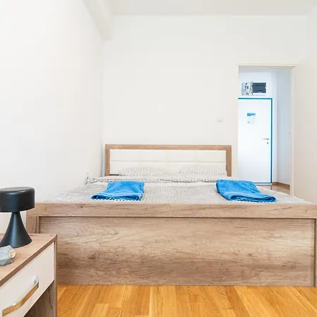 Apartment Blue High End Apts By Eluxory Skopje