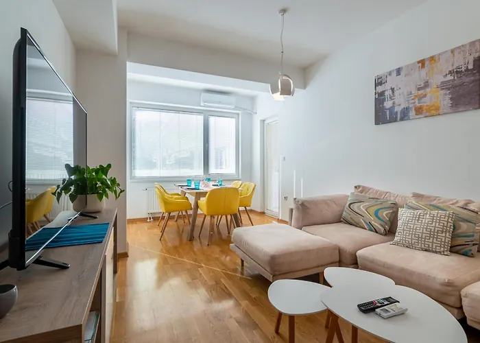 Blue High End Apts By Eluxory Apartament *