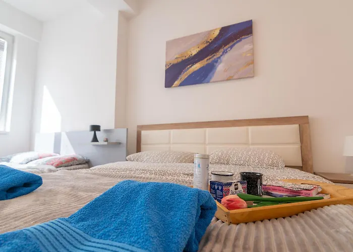 Blue High End Apts By Eluxory Apartament *