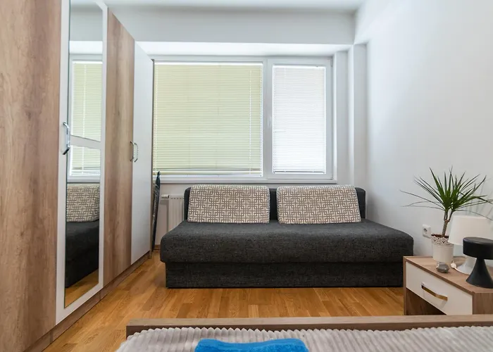 Blue High End Apts By Eluxory Apartament