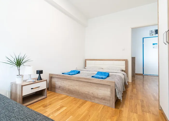 Apartament Blue High End Apts By Eluxory Skopje