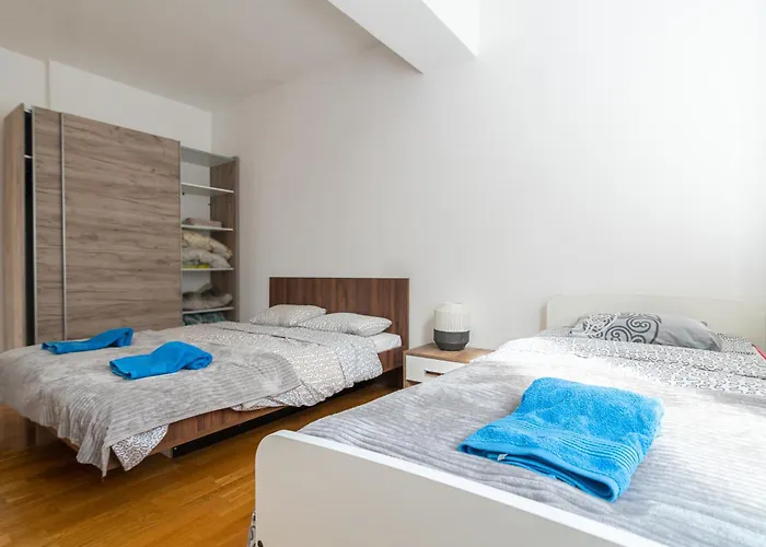 Blue High End Apts By Eluxory Skopje