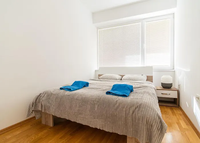 Apartament Blue High End Apts By Eluxory Skopje