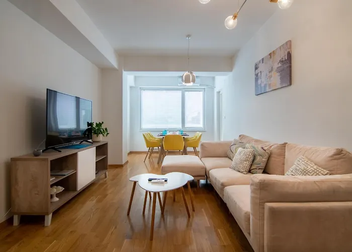 Blue High End Apts By Eluxory Apartament *