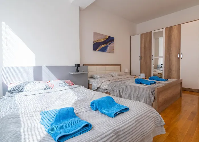 Apartament Blue High End Apts By Eluxory