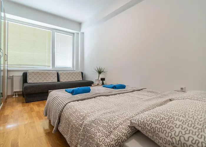 Blue High End Apts By Eluxory Apartament *